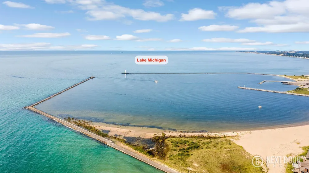 212 Harbor Drive Ludington City, MI 49431