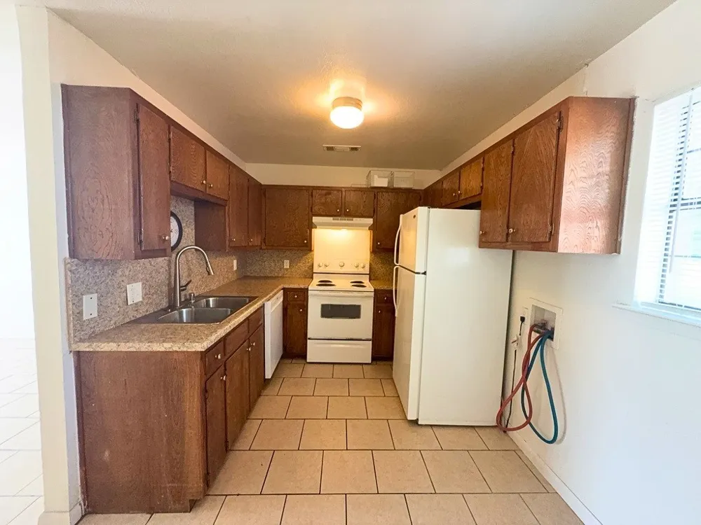 807 W Walnut Street W #C2 Celina, TX 75009