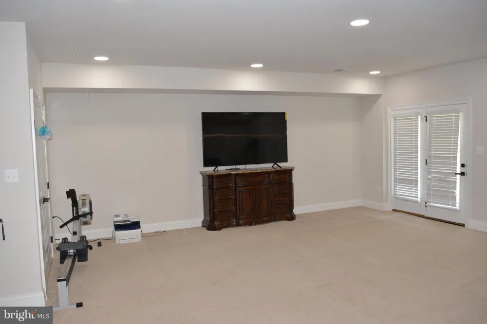847 STONECLIFFE ROAD Malvern, PA 19355