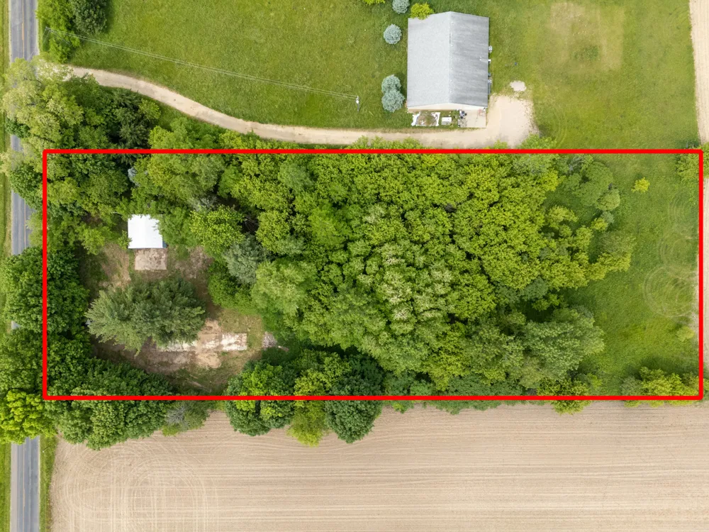 41756 24th Street Bloomingdale, MI 49026