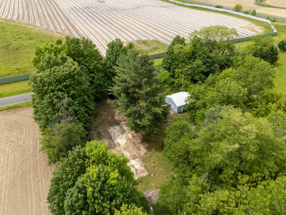 41756 24th Street Bloomingdale, MI 49026