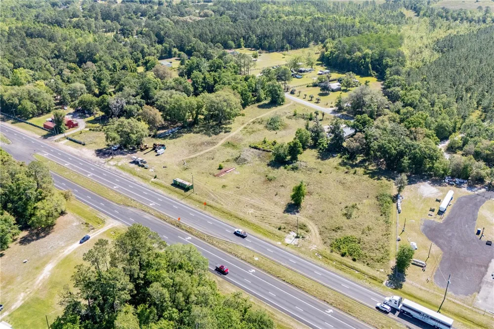 9627 US HIGHWAY 301 HIGHWAY Hampton, FL 32044