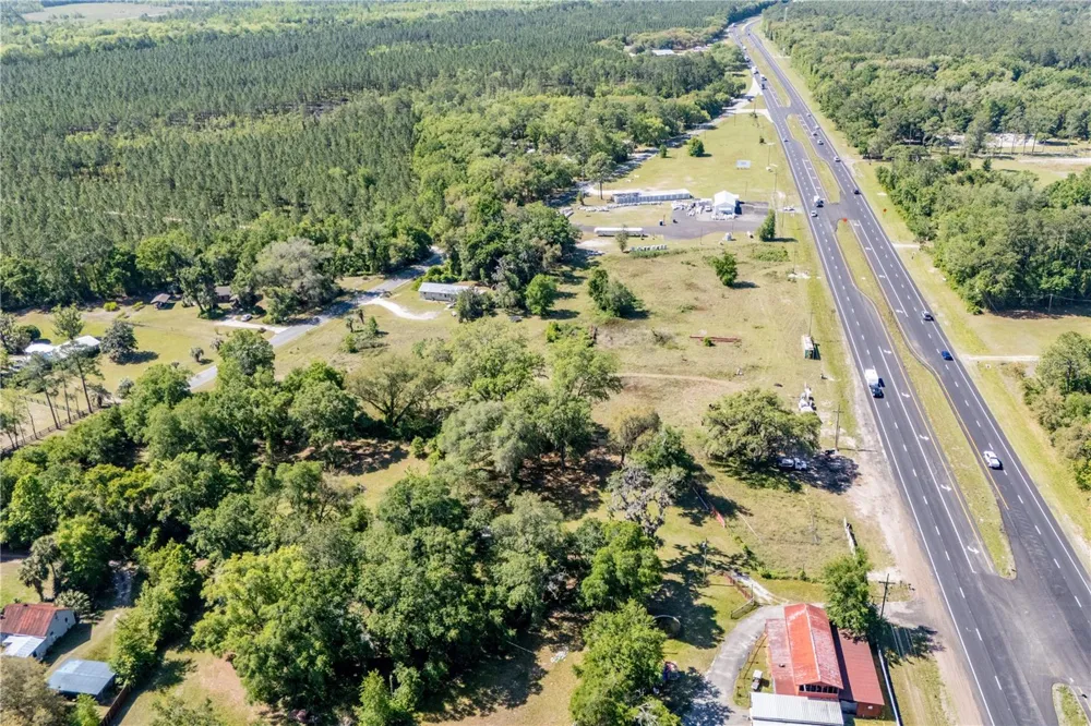 9627 US HIGHWAY 301 HIGHWAY Hampton, FL 32044