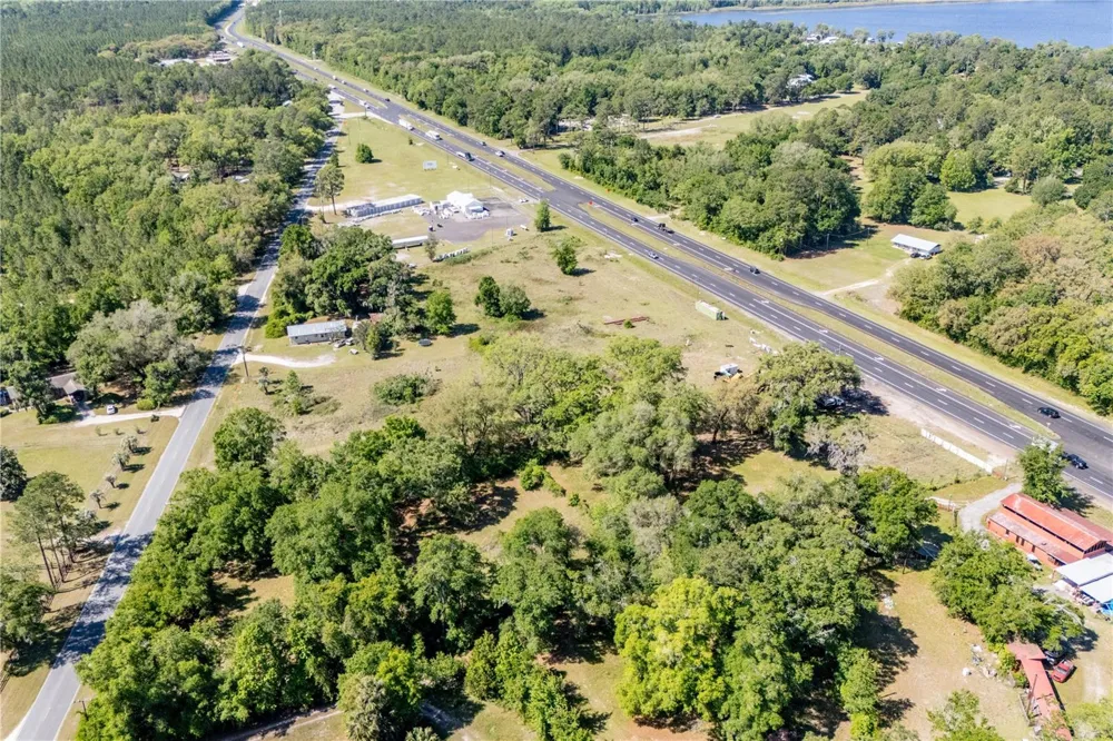 9627 US HIGHWAY 301 HIGHWAY Hampton, FL 32044