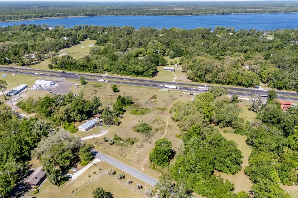9627 US HIGHWAY 301 HIGHWAY Hampton, FL 32044
