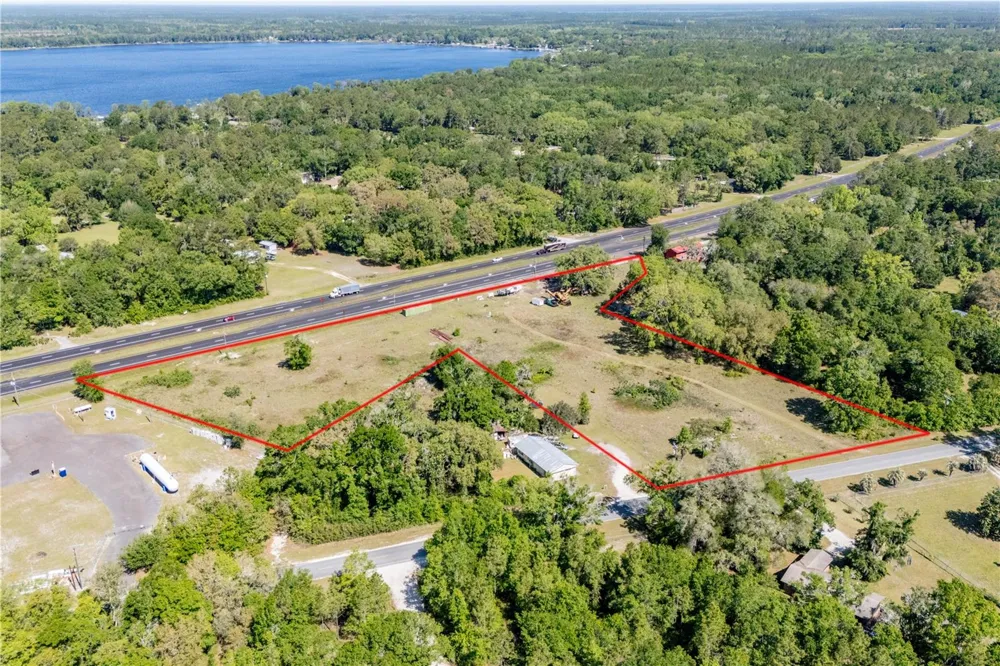 9627 US HIGHWAY 301 HIGHWAY Hampton, FL 32044