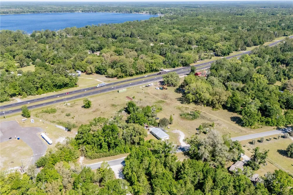 9627 US HIGHWAY 301 HIGHWAY Hampton, FL 32044