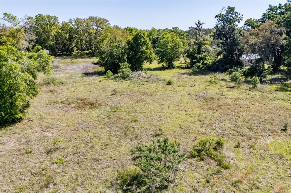 9627 US HIGHWAY 301 HIGHWAY Hampton, FL 32044