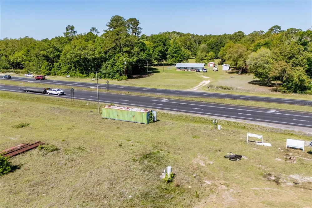 9627 US HIGHWAY 301 HIGHWAY Hampton, FL 32044