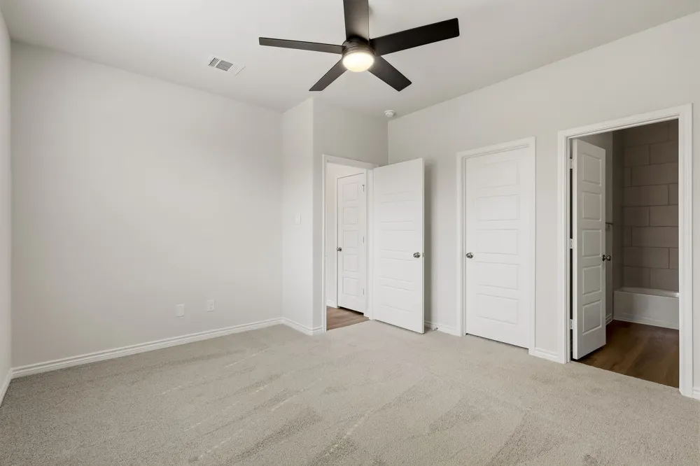 1709 Romans Road Ennis, TX 75119
