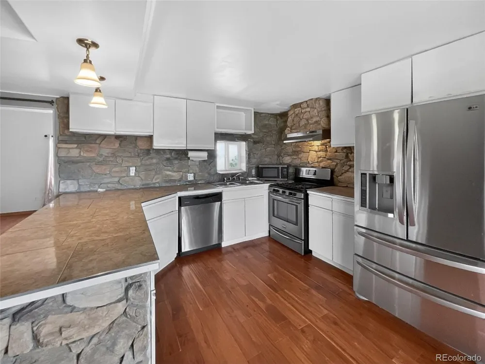 2041 Comanche Drive Walsenburg, CO 81089