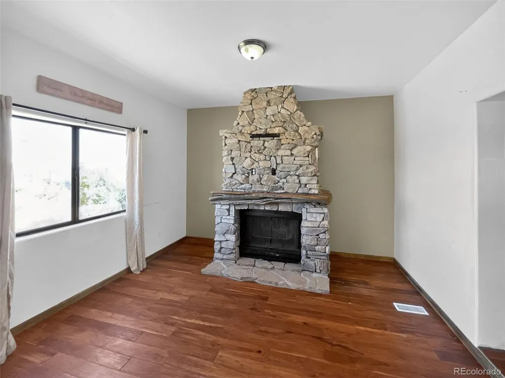 2041 Comanche Drive Walsenburg, CO 81089