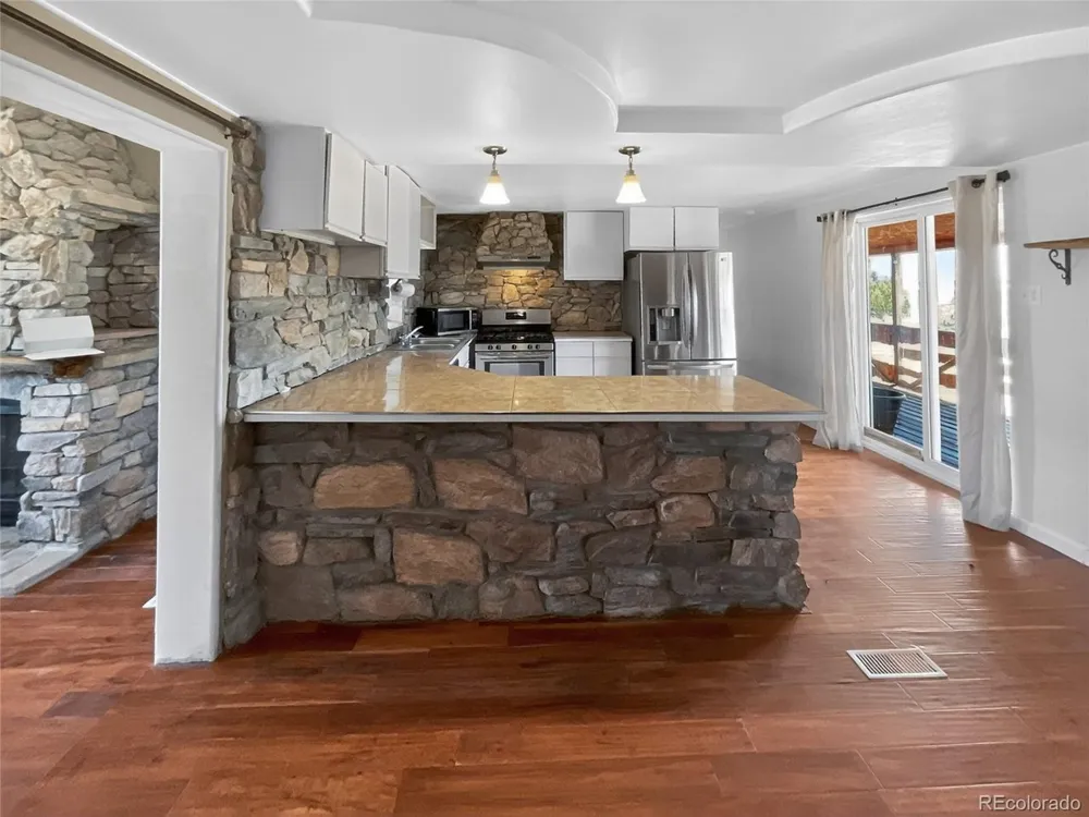 2041 Comanche Drive Walsenburg, CO 81089