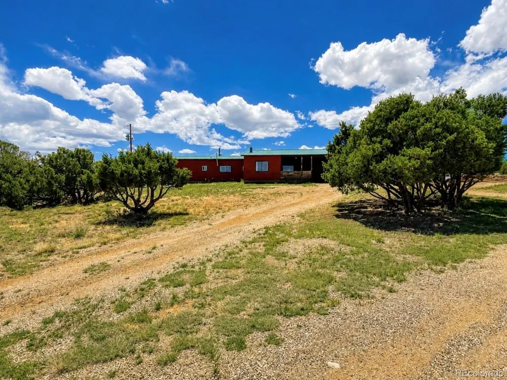2041 Comanche Drive Walsenburg, CO 81089