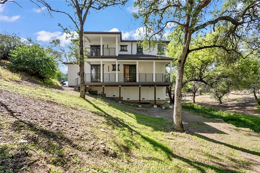 805 Lode Court Valley Springs, CA 95252