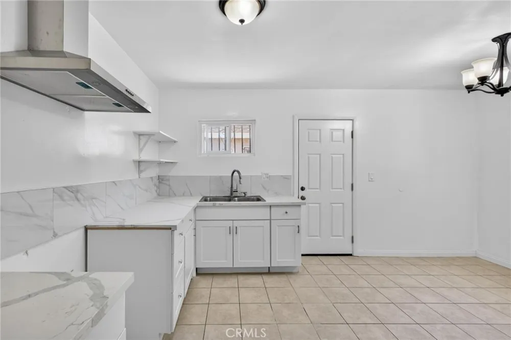 3128 W 147th Gardena, CA 90249