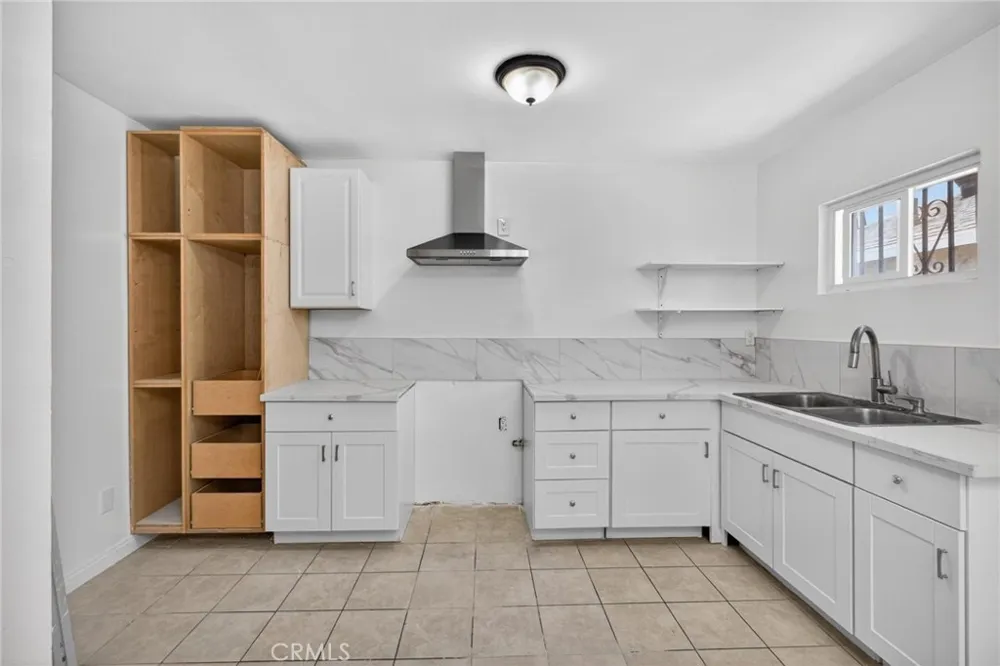 3128 W 147th Gardena, CA 90249