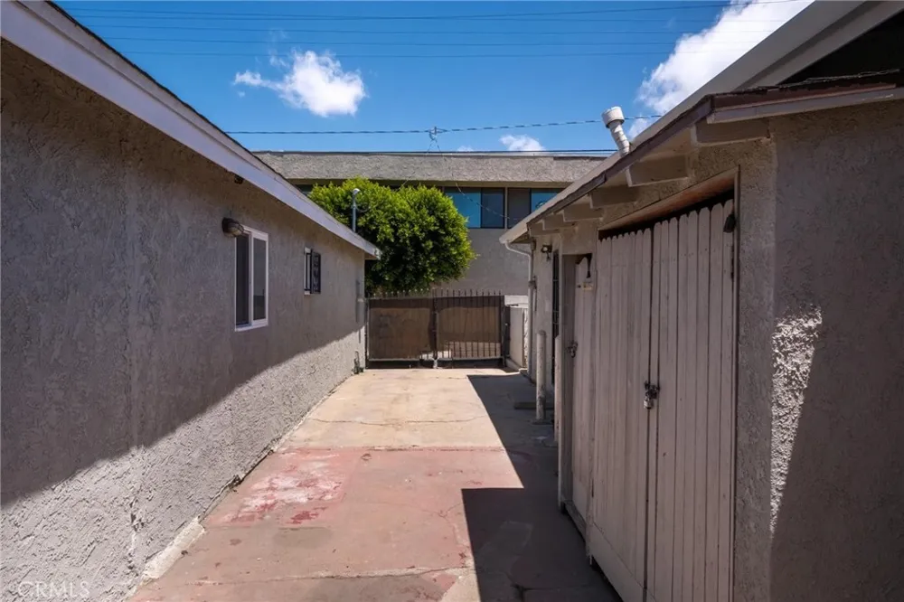3128 W 147th Gardena, CA 90249