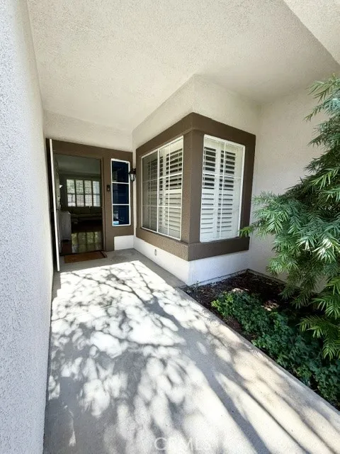 27 Chaumont Circle Lake Forest, CA 92610