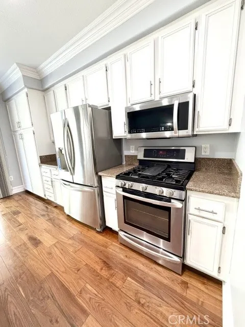 27 Chaumont Circle Lake Forest, CA 92610