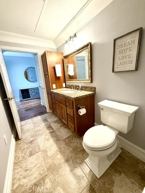 27 Chaumont Circle Lake Forest, CA 92610