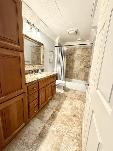 27 Chaumont Circle Lake Forest, CA 92610