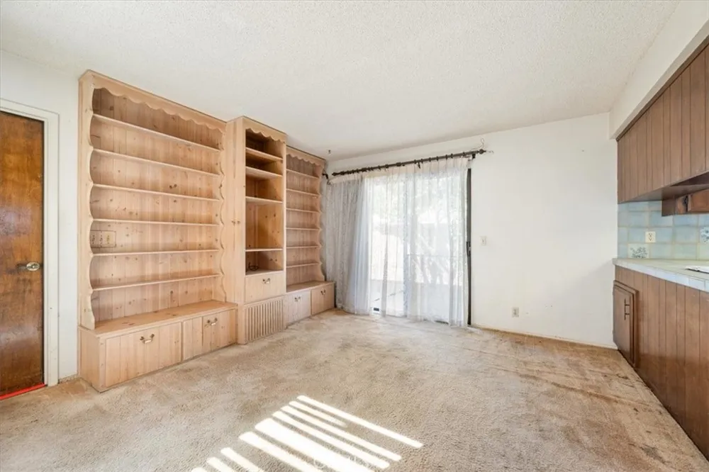 715 Vickie Avenue Santa Maria, CA 93454