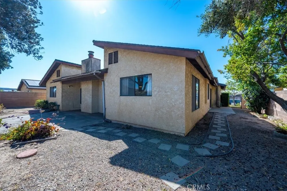 715 Vickie Avenue Santa Maria, CA 93454