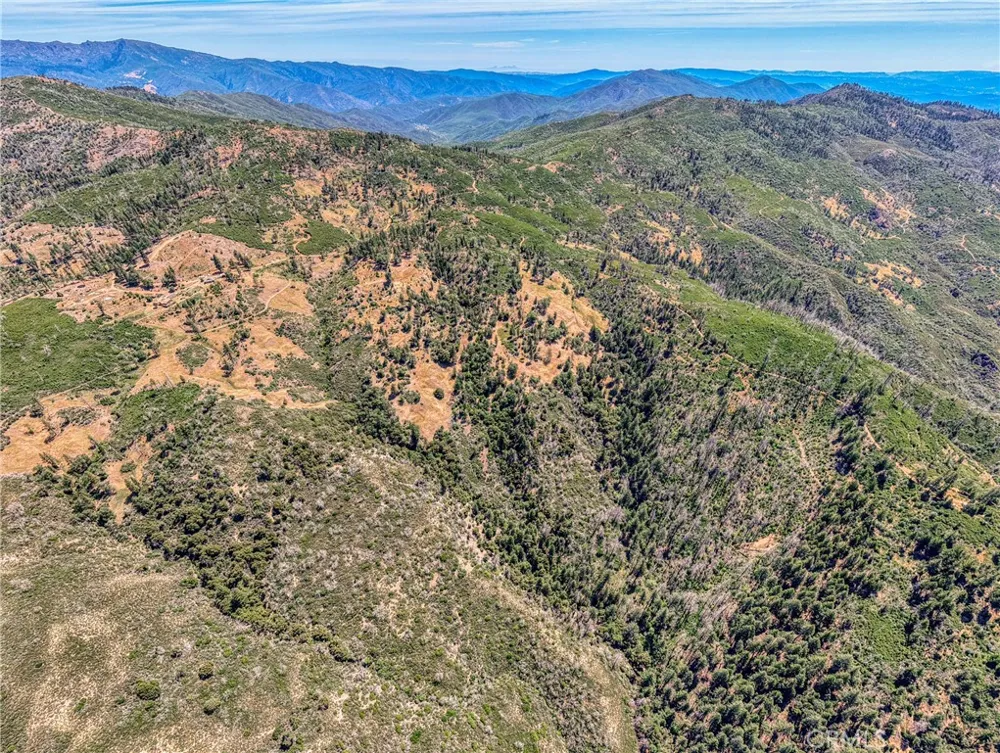6135 15 N 12 Rd Lucerne, CA 95458