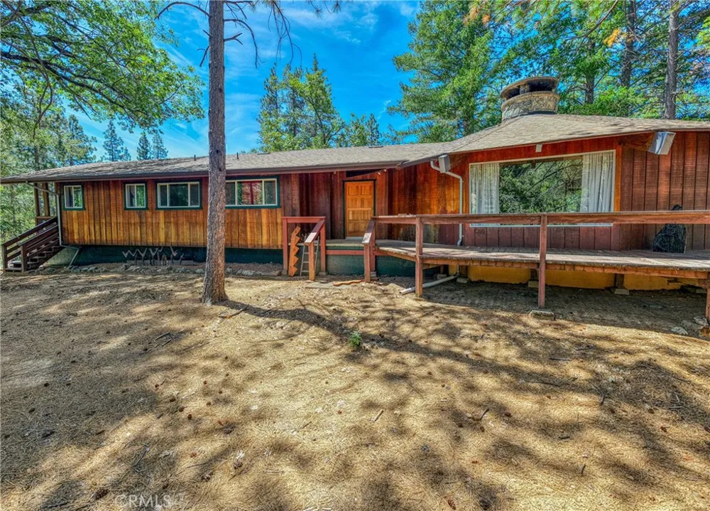 6135 15 N 12 Rd Lucerne, CA 95458