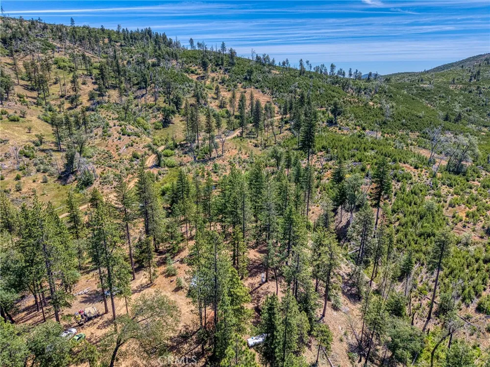 6135 15 N 12 Rd Lucerne, CA 95458