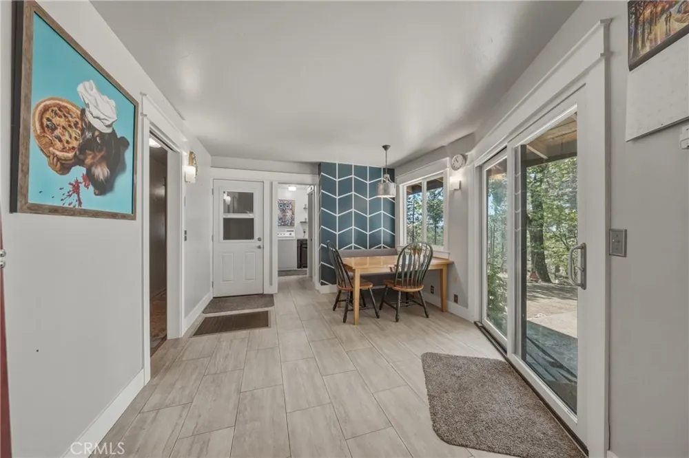 6135 15 N 12 Rd Lucerne, CA 95458