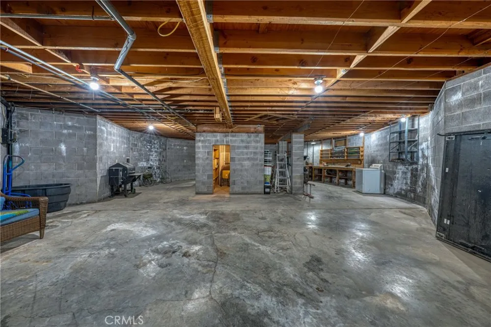 6135 15 N 12 Rd Lucerne, CA 95458