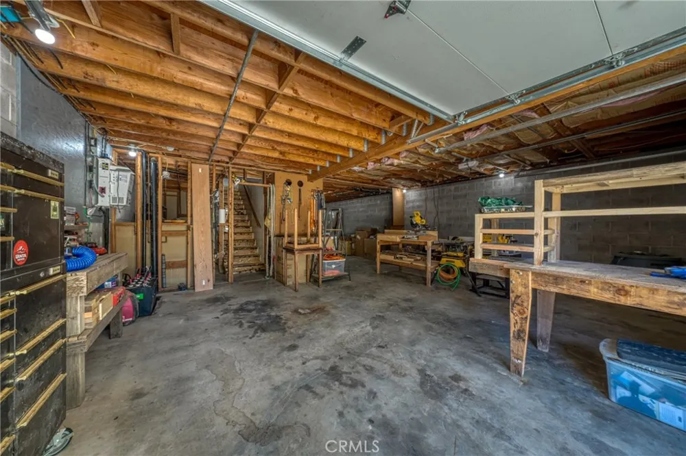 6135 15 N 12 Rd Lucerne, CA 95458