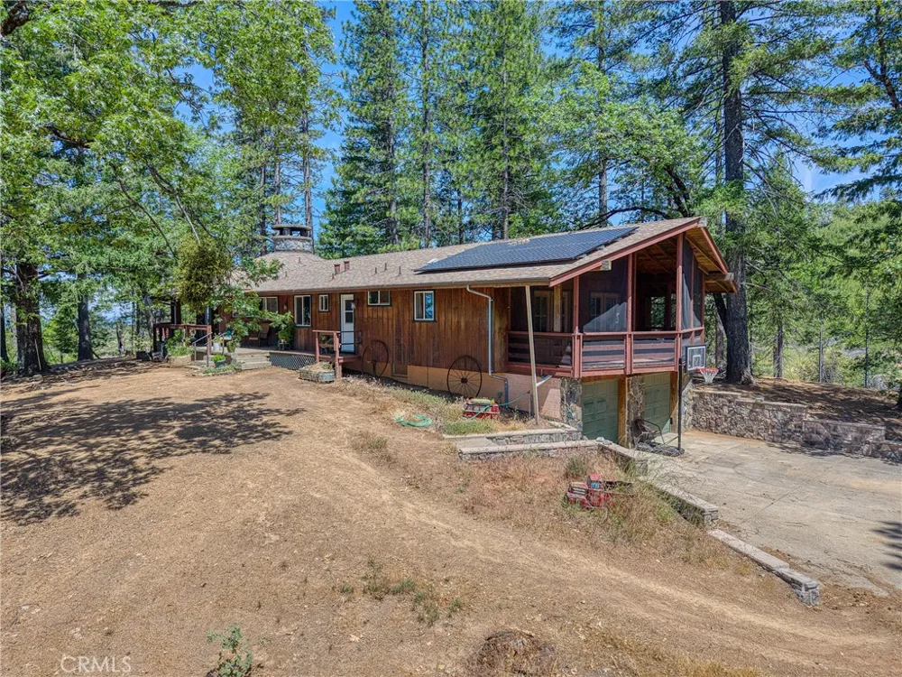 6135 15 N 12 Rd Lucerne, CA 95458