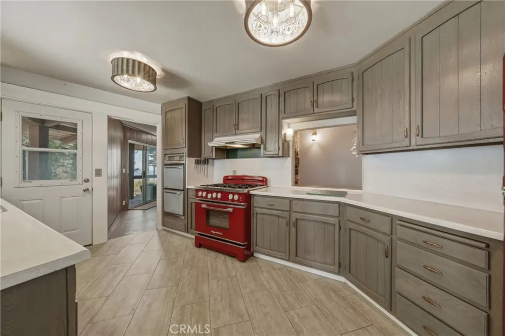 6135 15 N 12 Rd Lucerne, CA 95458