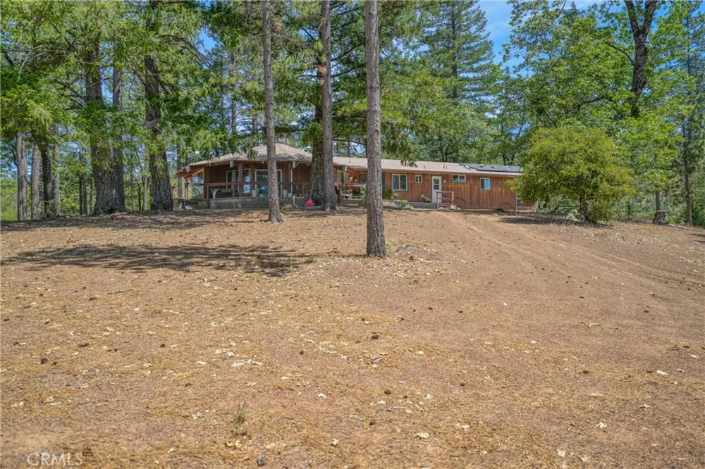 6135 15 N 12 Rd Lucerne, CA 95458
