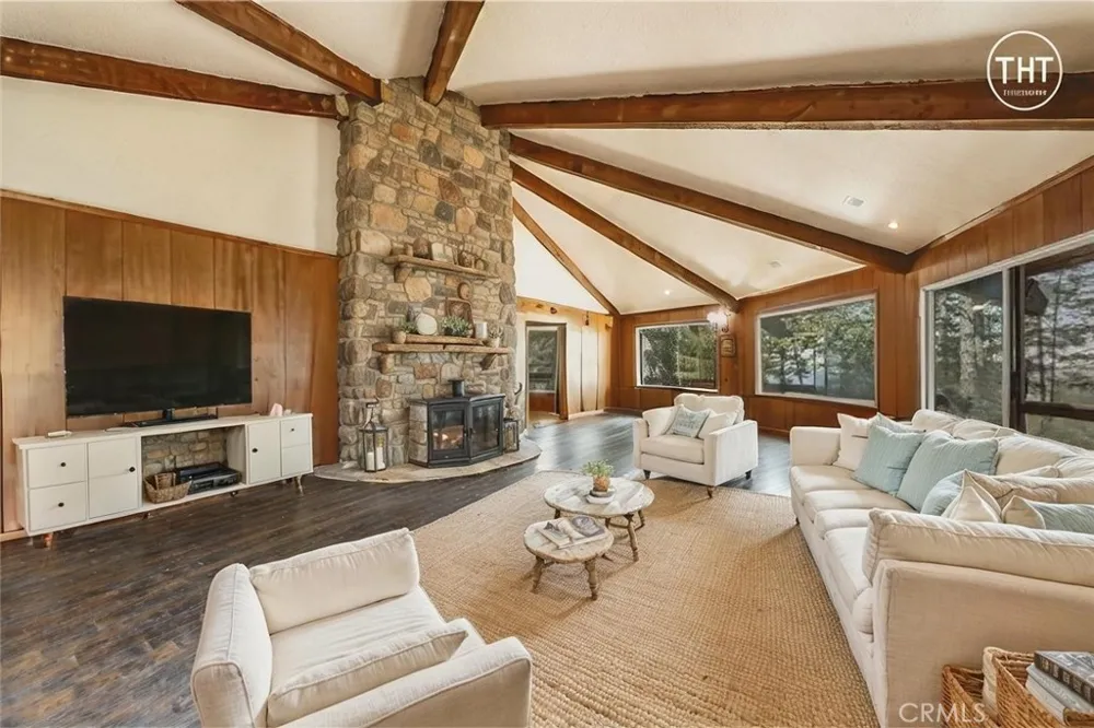 6135 15 N 12 Rd Lucerne, CA 95458
