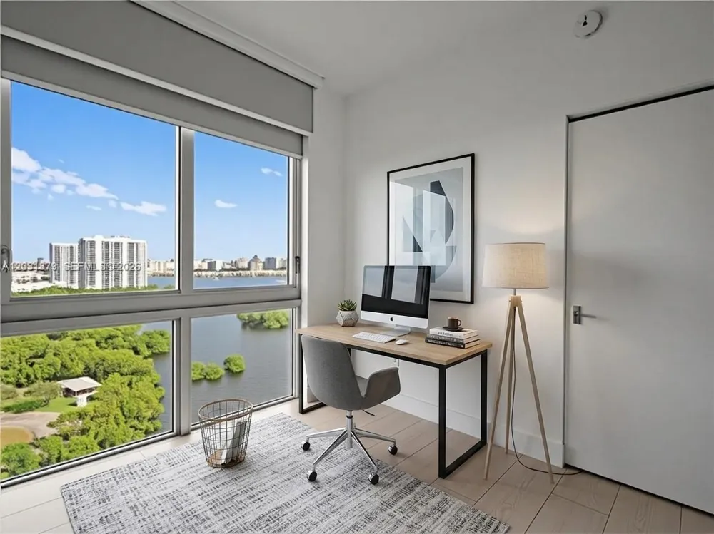 16385 Biscayne Blvd #1615 North Miami Beach, FL 33160