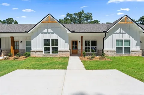 109 Haygood Place
