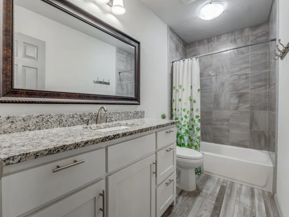 203 Pueblo Drive Lake Kiowa, TX 76240