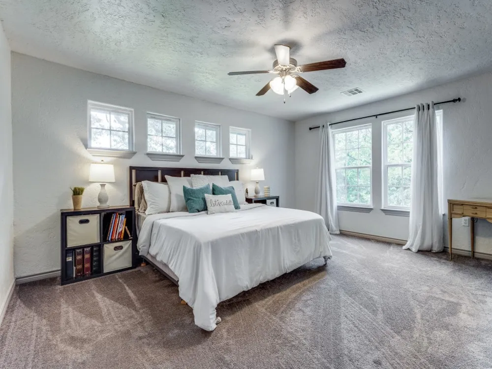 203 Pueblo Drive Lake Kiowa, TX 76240