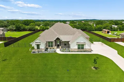 1009 Tobey Court