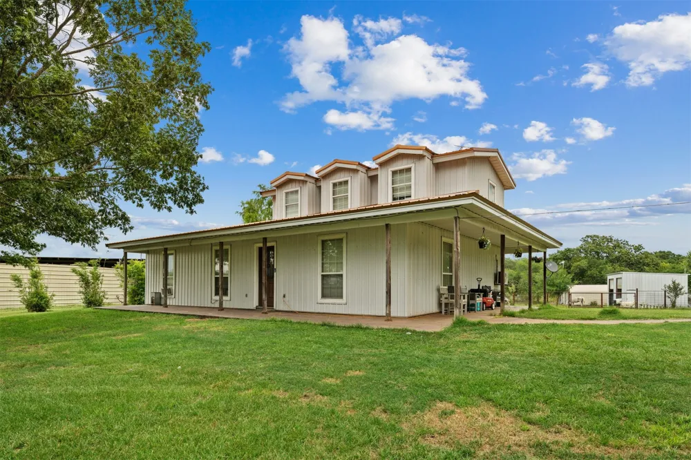 132 County Road 267 Cameron, TX 76520