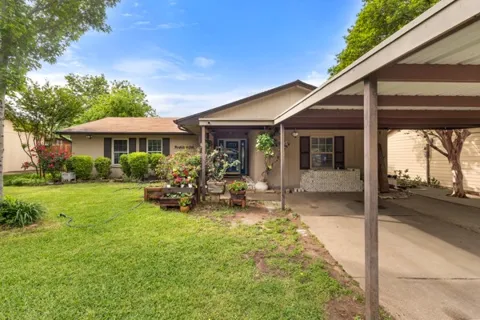 13212 Kings Mountain Drive