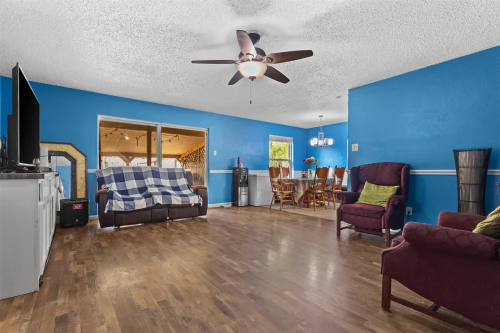 13212 Kings Mountain Drive Balch Springs, TX 75180