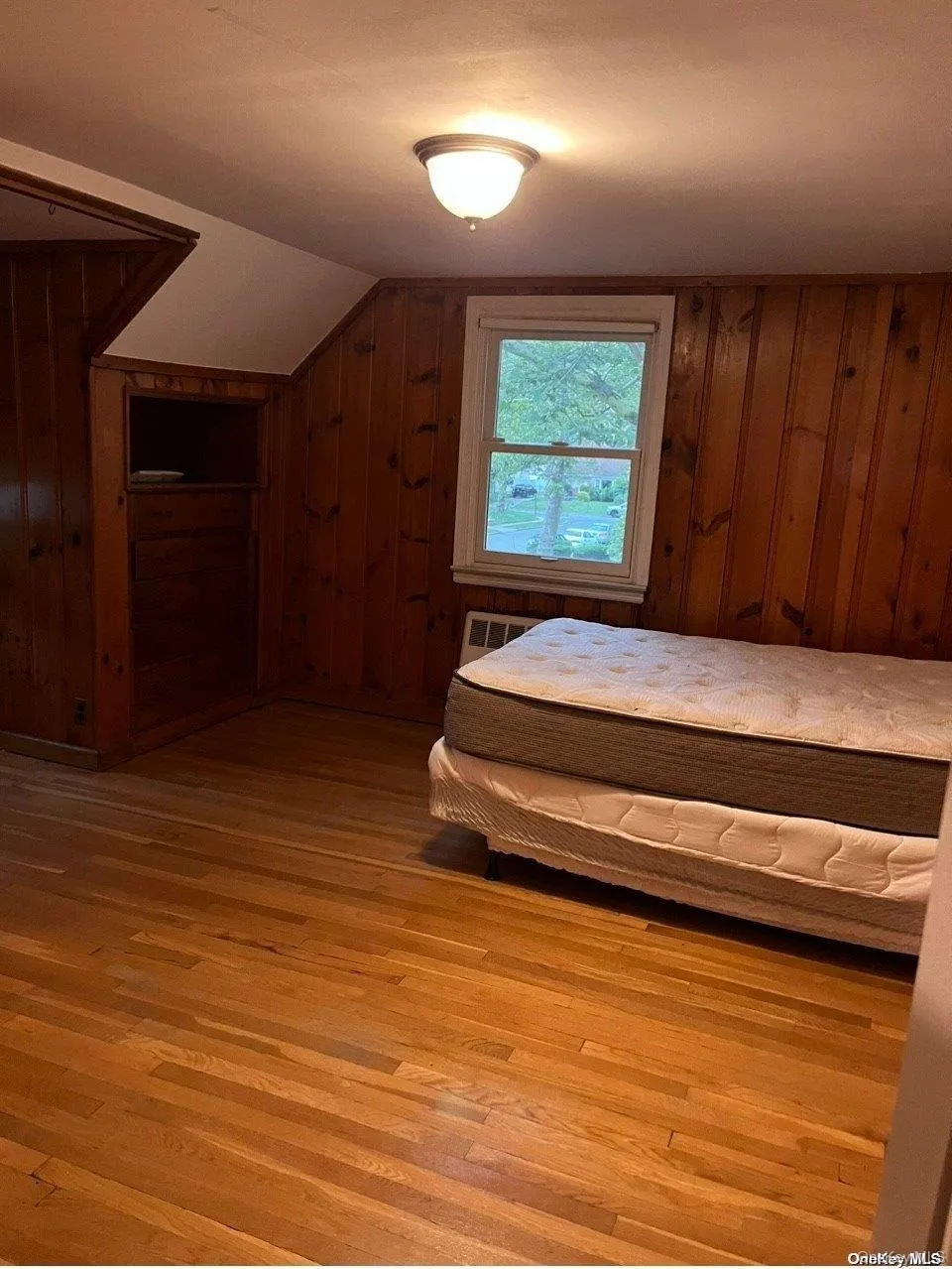 83 Stephan Marc Lane New Hyde Park, NY 11040