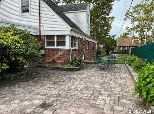 83 Stephan Marc Lane New Hyde Park, NY 11040