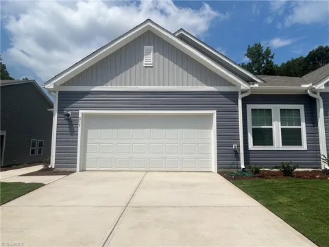 855 Hanford Landing Drive