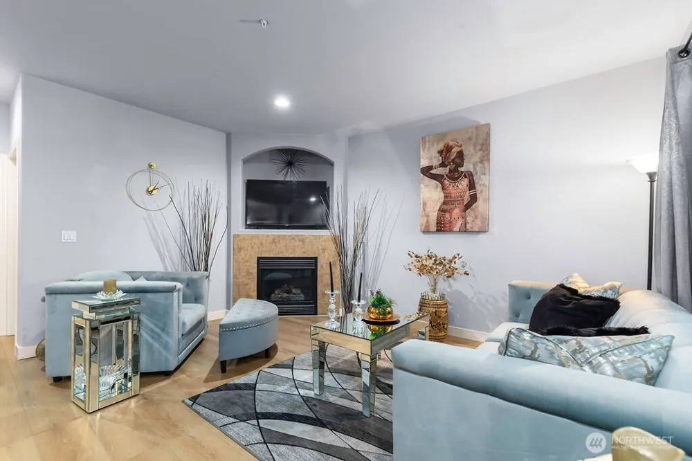 8943 Gravelly Lake Drive SW #2 Lakewood, WA 98499